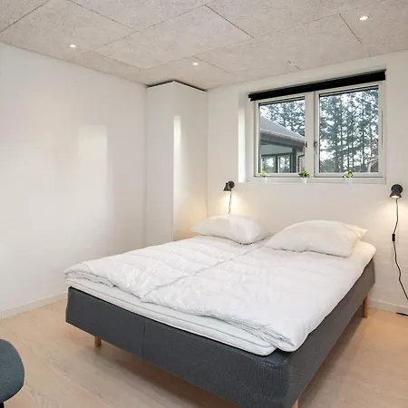 14 Person In Løkken